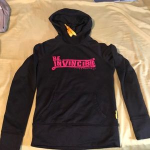 Nike livestrong therma-fit (be invincible) size XS